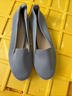 Ataíwee Gray Knit Slip-On Flats for Women